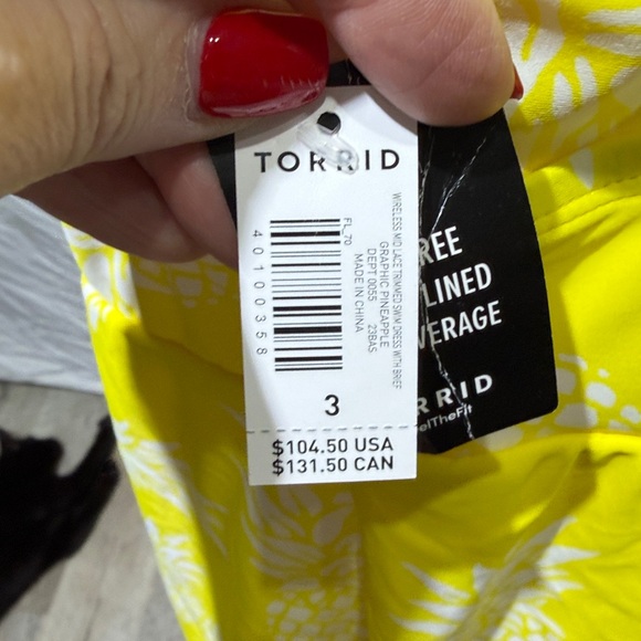 Torrid Yellow swimsuit with White Pattern - Picture 6 of 6